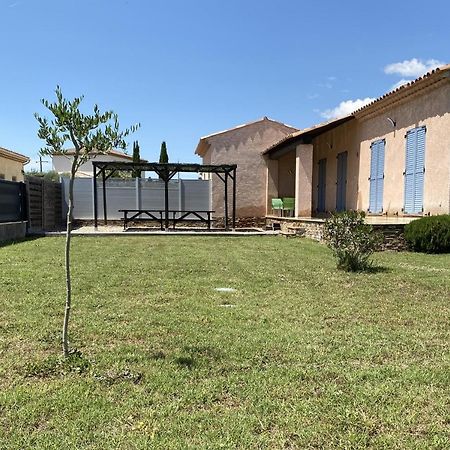 Villa Triskyl Le Muy Exteriör bild
